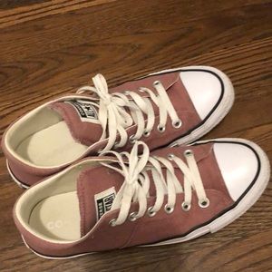Converse. Size 8. Great condition